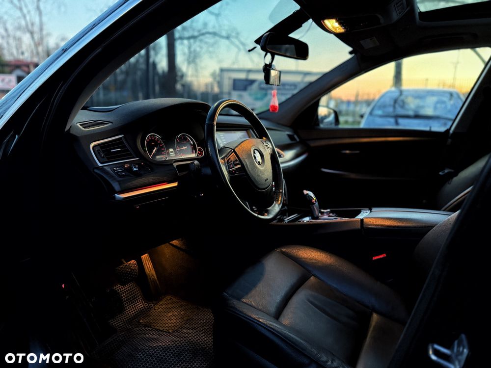 BMW 5GT 520d Luxury Line - 12