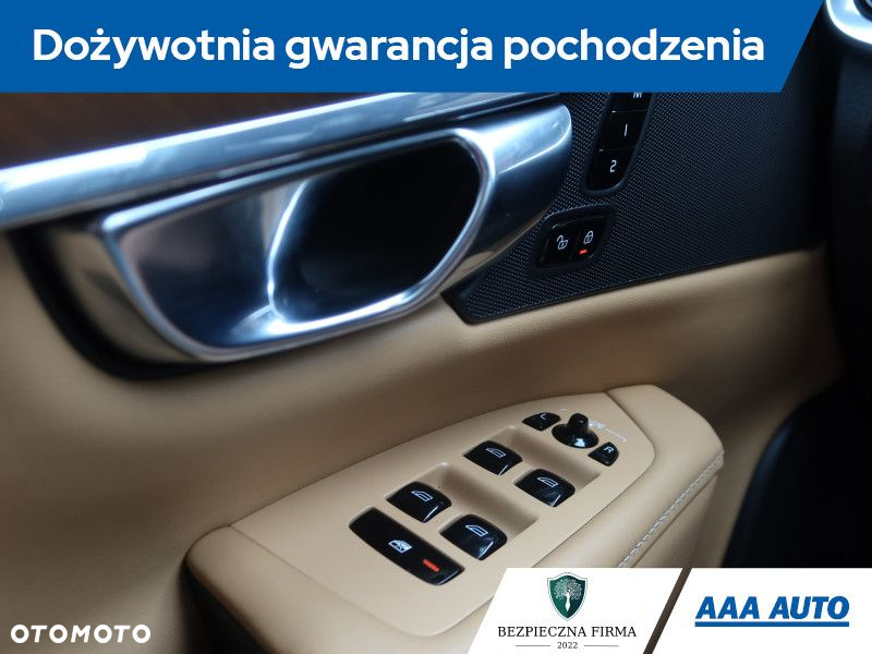 Volvo S90 - 22