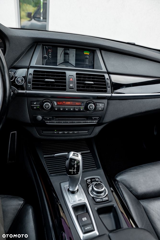 BMW X5 xDrive40d - 39