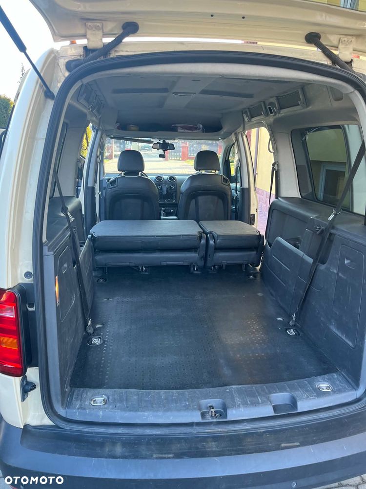 Volkswagen Caddy - 10