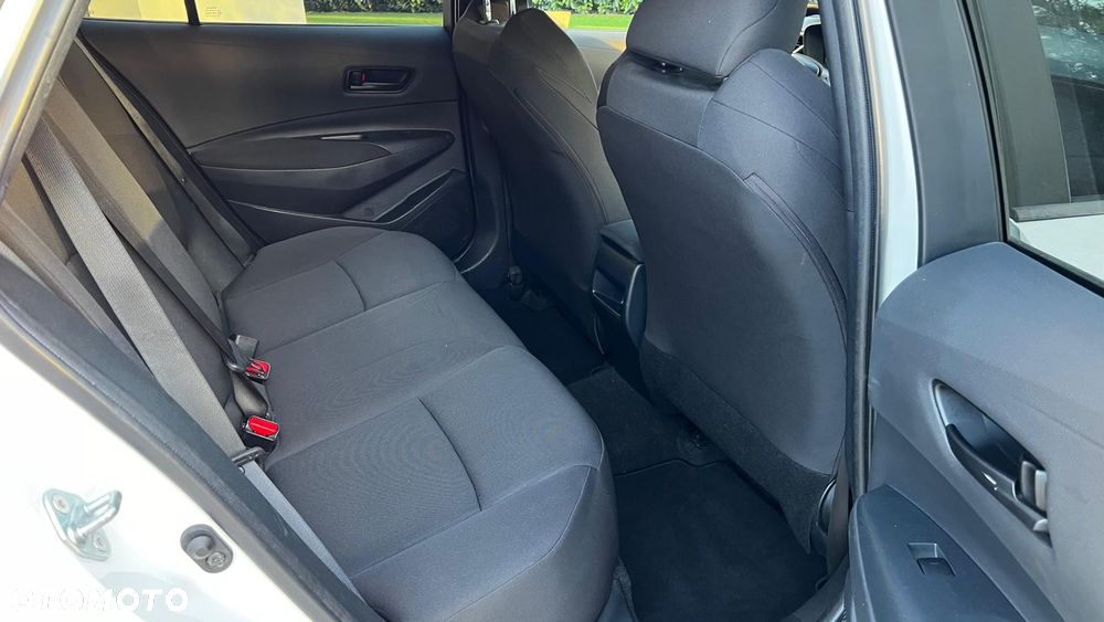 Toyota Corolla 1.2 T Active - 33