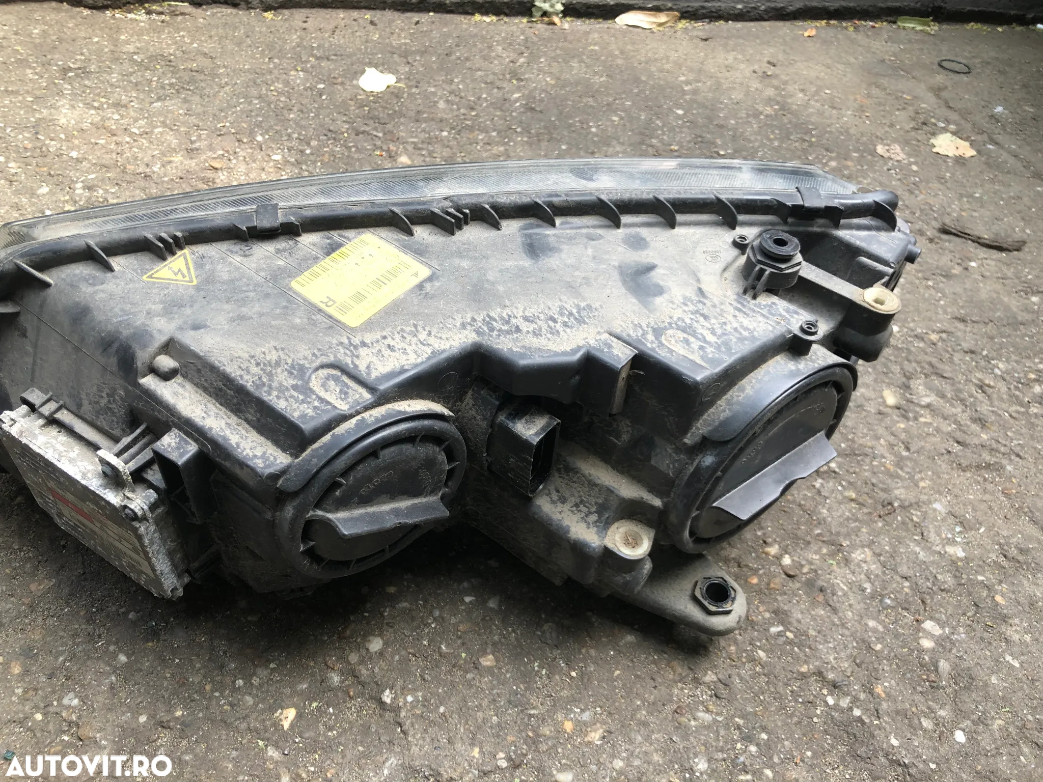 Far dreapta Skoda Octavia 3 xenon led 2016 - 5