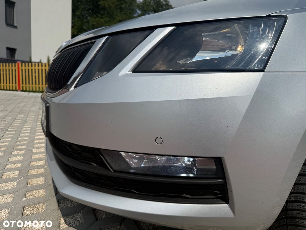 Skoda Octavia 1.6 TDI Ambition - 10
