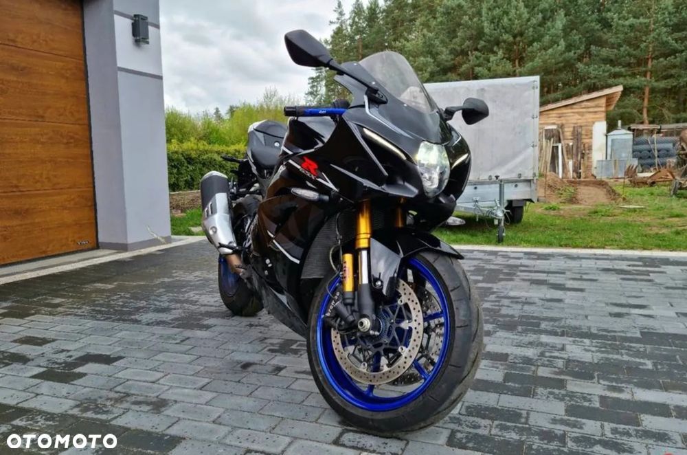 Suzuki GSX-R - 23