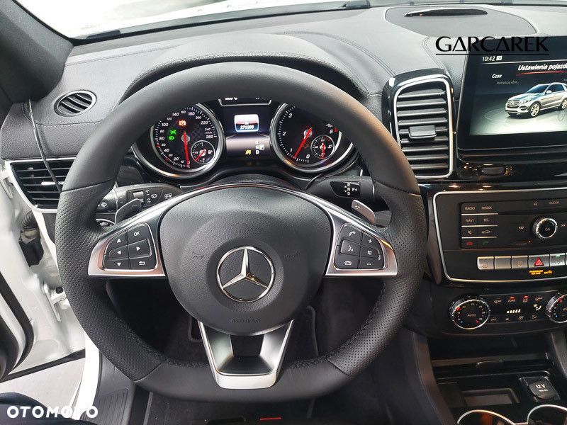 Mercedes-Benz GLE 350 d 4-Matic - 25