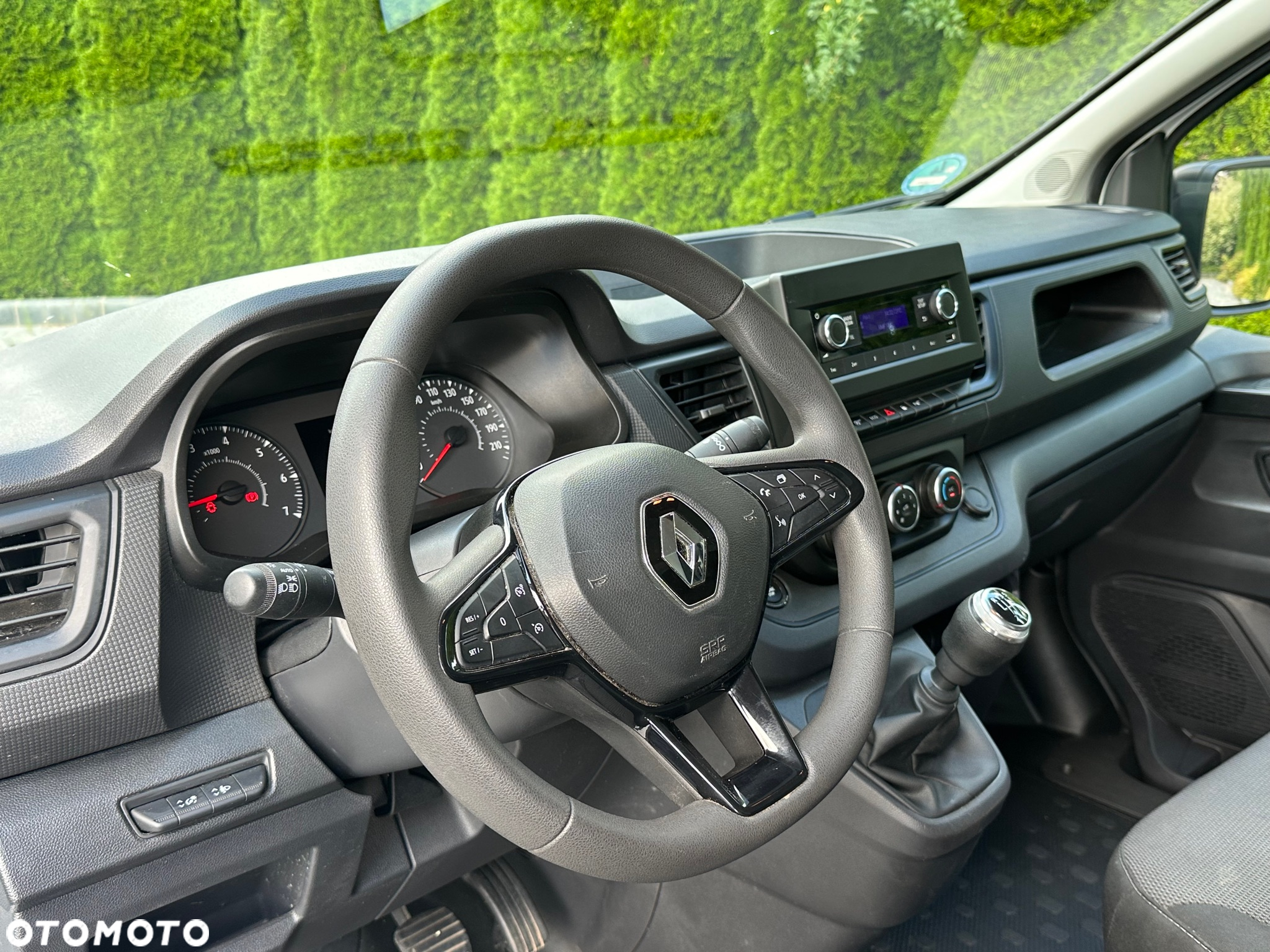 Renault / TRAFIC / 2.0 / L2H1 / LONG / - 20