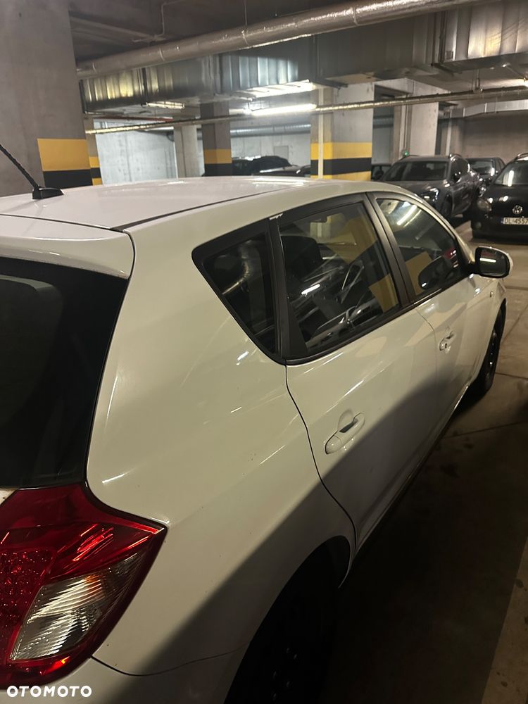 Kia Ceed 1.4 Comfort - 9