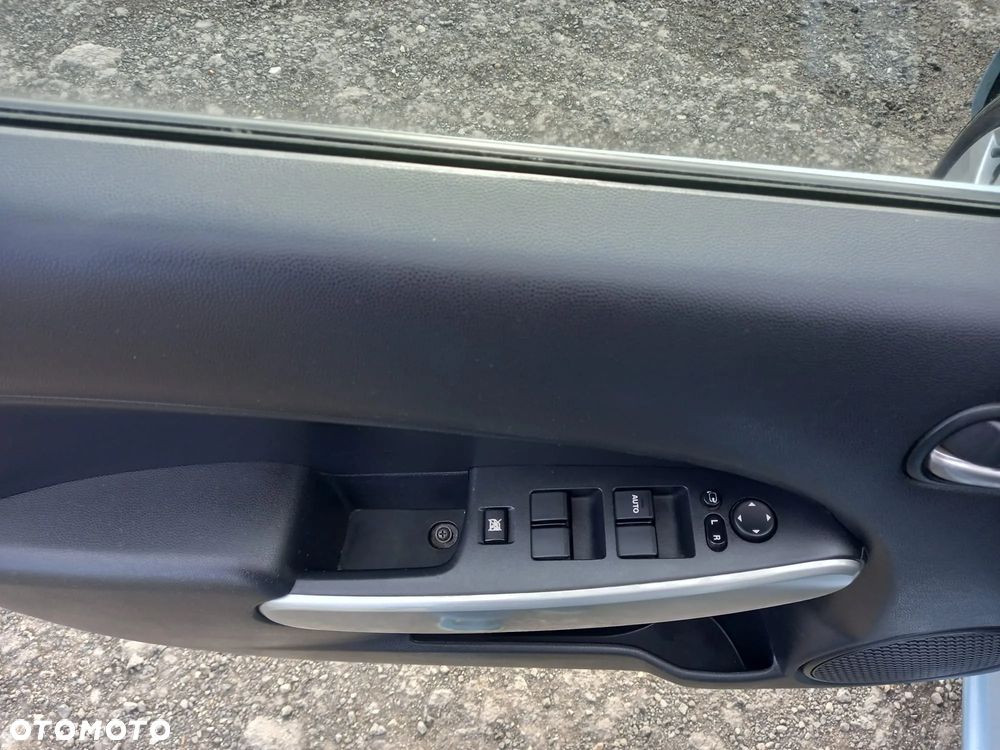 Mazda 2 1.3 MZR Edition - 11