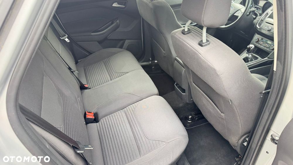 Ford Focus - 17