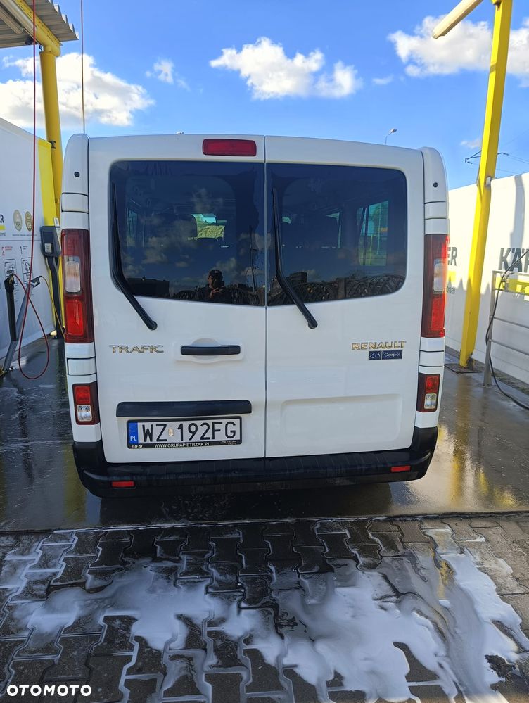 Renault Trafic 2.0 dCi - 4