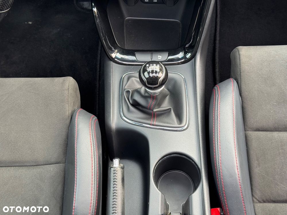 Kia Ceed 1.6 T-GDI GT-Track - 20