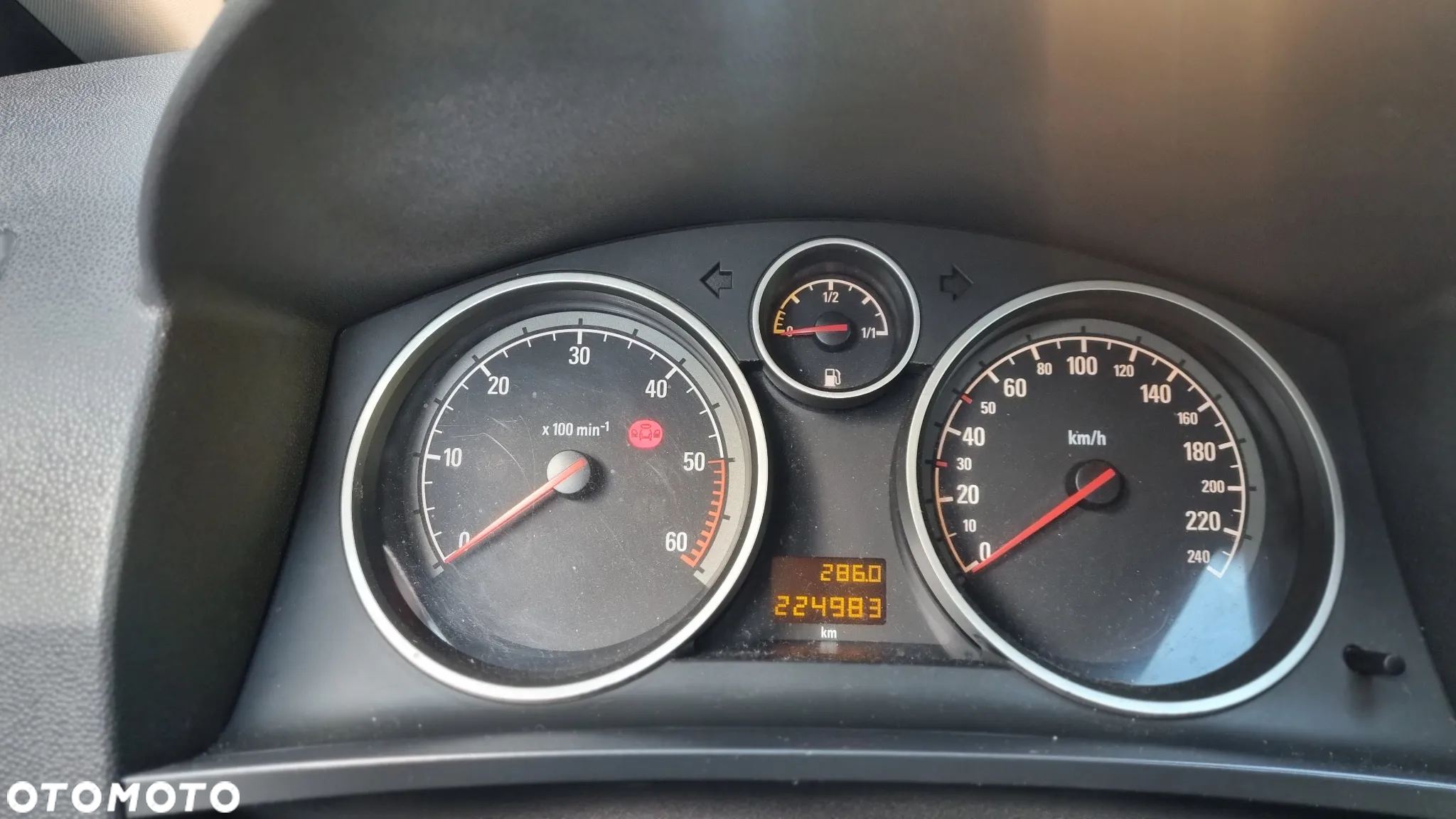 Opel Zafira - 9