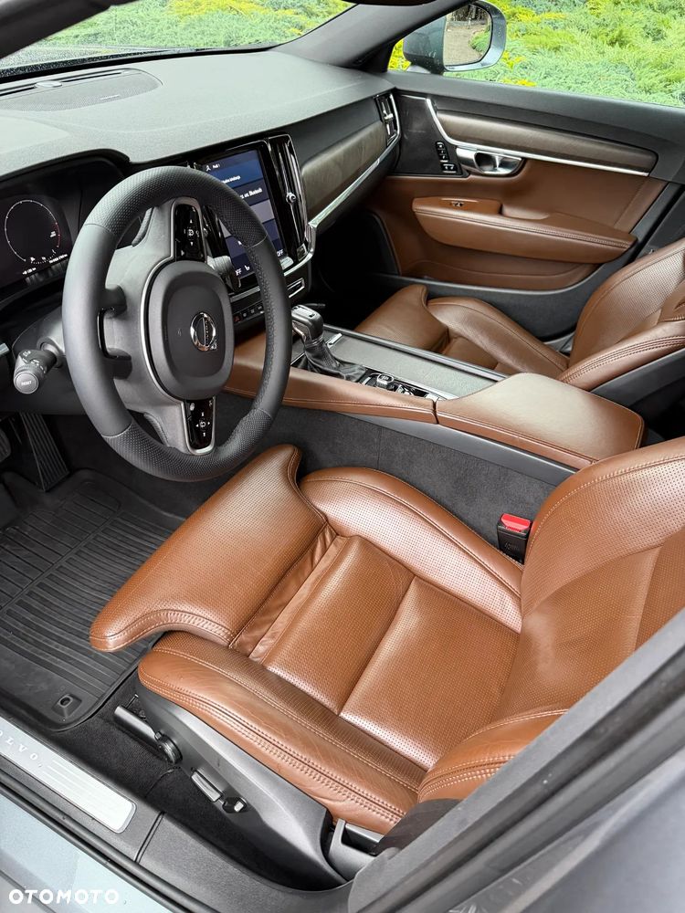 Volvo V90 D5 AWD Inscription - 28