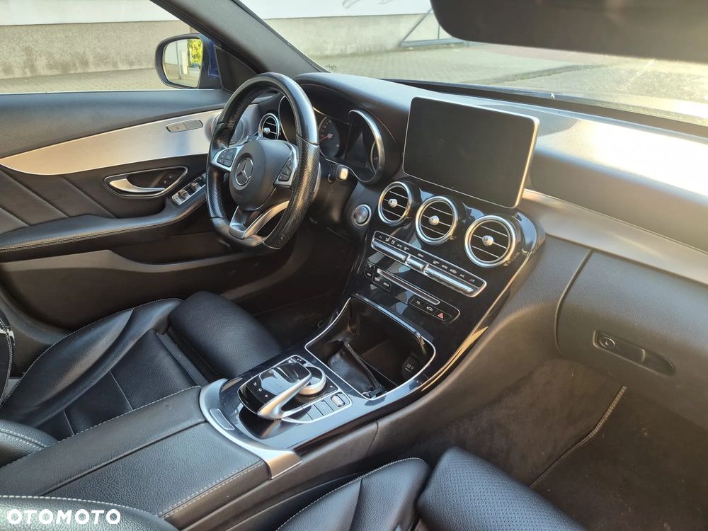 Mercedes-Benz Klasa C 250 d 9G-TRONIC AMG Line - 7
