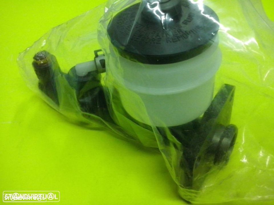 bomba central travões Toyota Land Cruiser bj40 1980 até 1985  (Nova) - 1