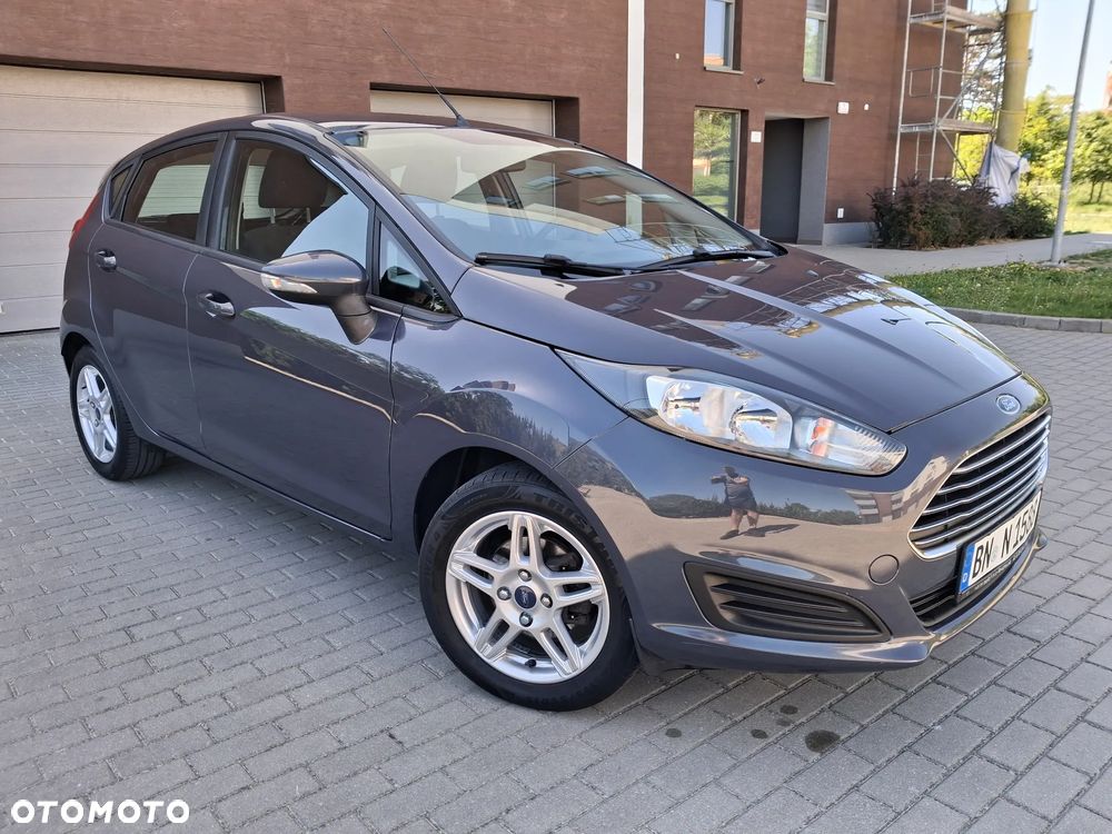 Ford Fiesta 1.25 Celebration - 9