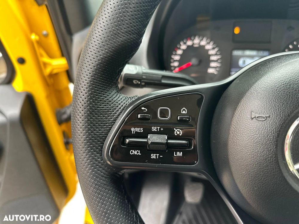 Mercedes-Benz Sprinter - 17