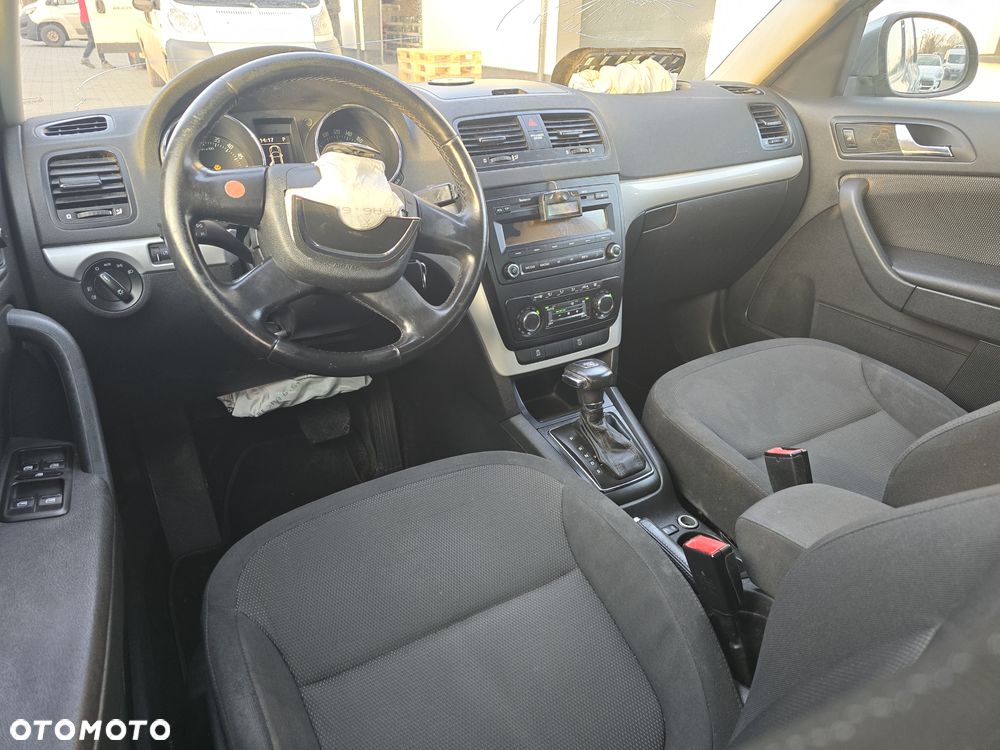 Skoda Yeti 2.0 TDI DSG 4x4 Ambition - 18