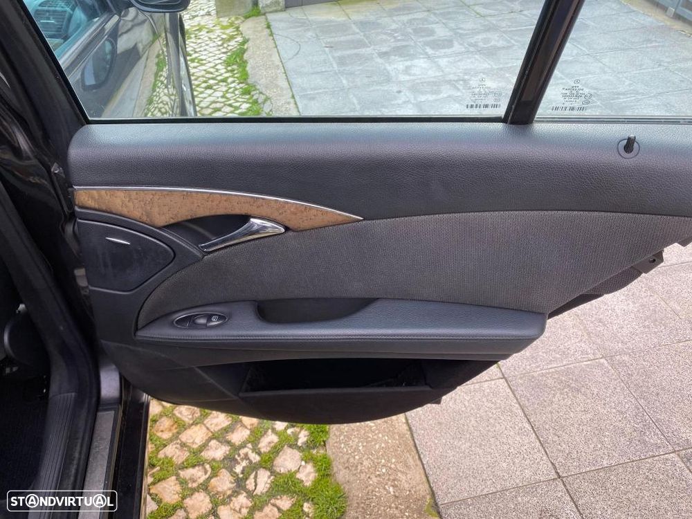 Mercedes-Benz E 220 CDI Avantgarde - 21