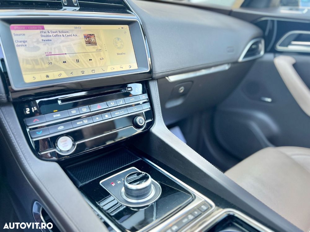 Jaguar F-Pace 20d AWD Prestige - 8