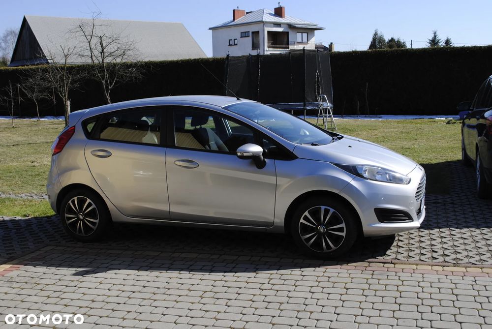 Ford Fiesta - 23