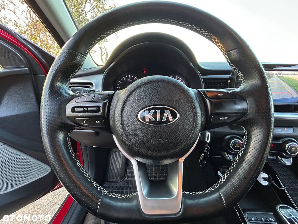 Kia Stonic 1.4 L - 12