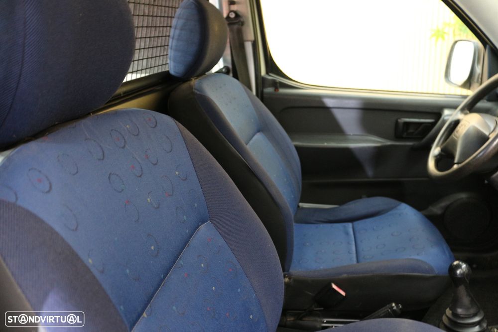 Peugeot PARTNER 1.9 PACK CD - 23