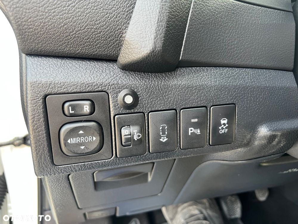 Toyota Auris 1.6 Dynamic - 19