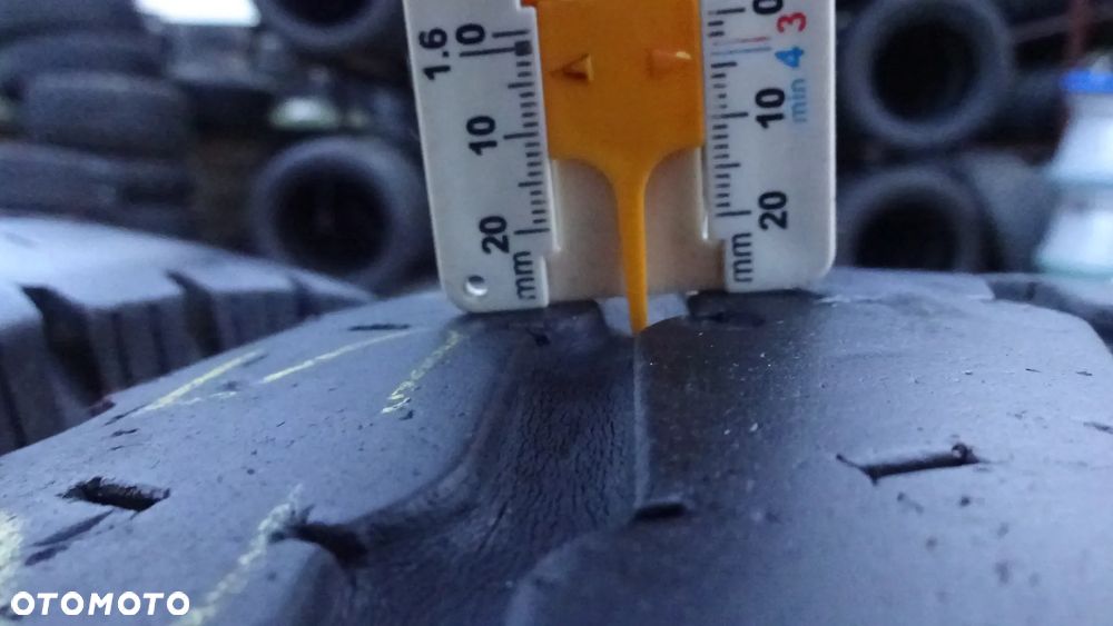 Opona letnia 4 szt. Continental Vanco 200 225/65R16 112/110 R (C) - 3