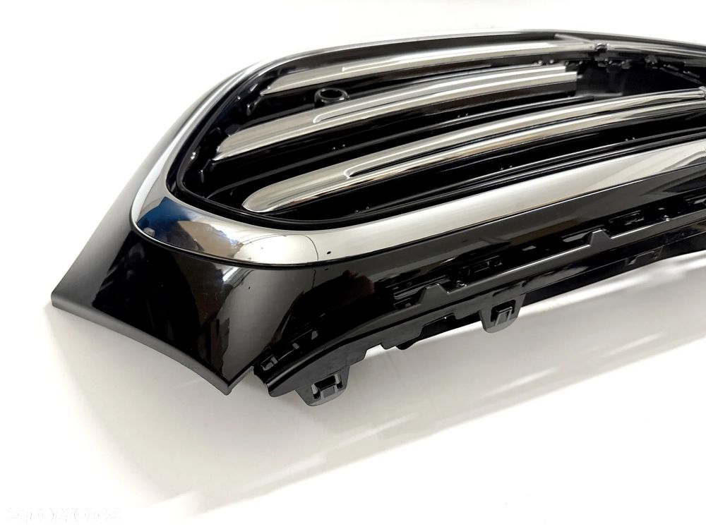 ATRAPA GRILL Mercedes E-klasa W214, LED-Neon Black - pod KAM - 12