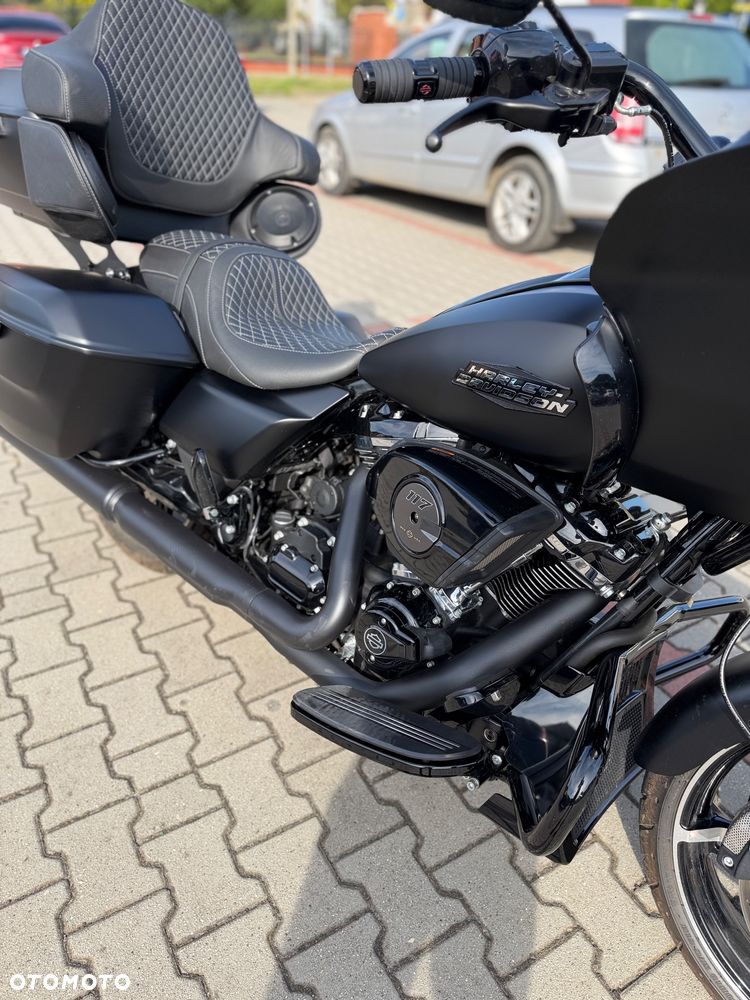 Harley-Davidson CVO Street Glide - 6