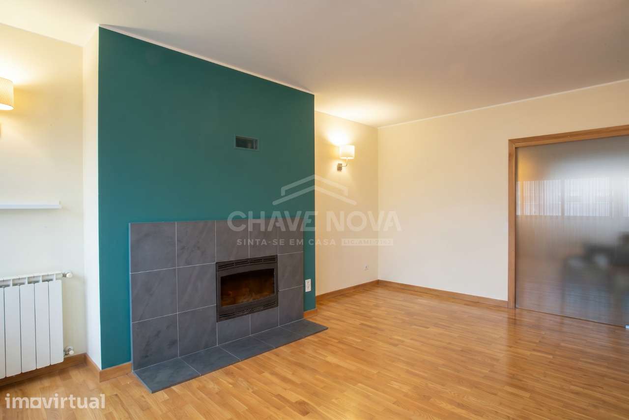 T4 c/ Garagem para 2 Viaturas em Santa Marinha (Devesas) - Grande imagem: 5/59