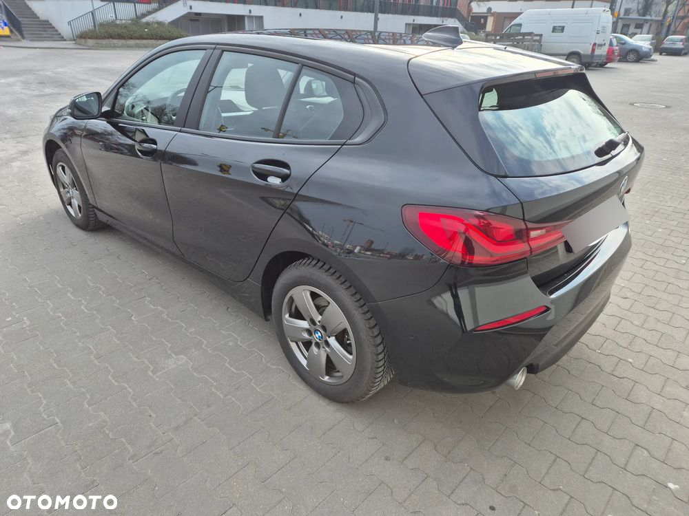 BMW Seria 1 116d - 5