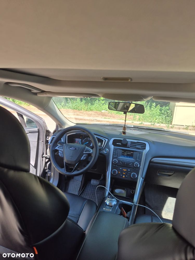Ford Fusion - 3