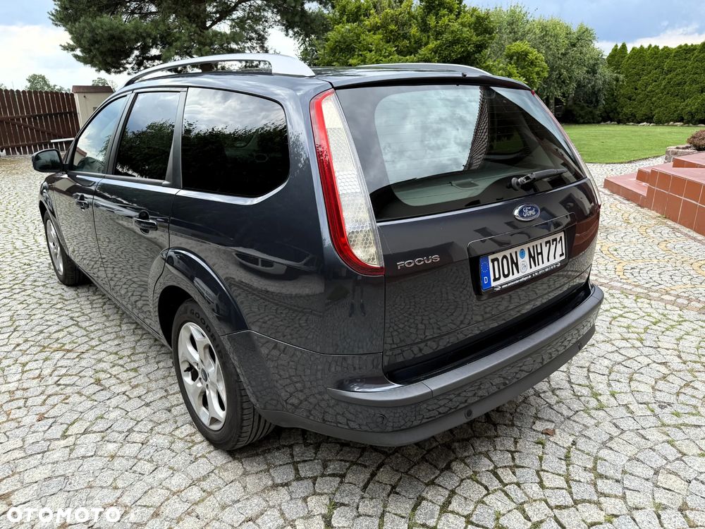 Ford Focus 1.6 16V Connection - 15