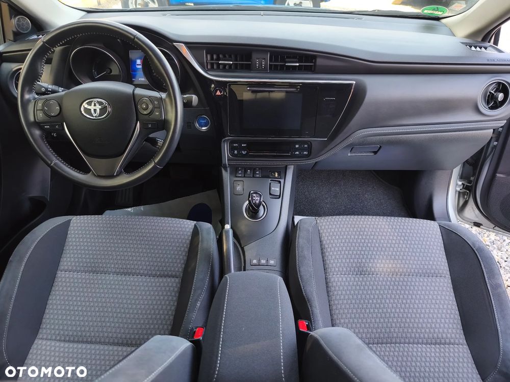 Toyota Auris - 26