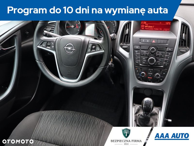Opel Astra - 8