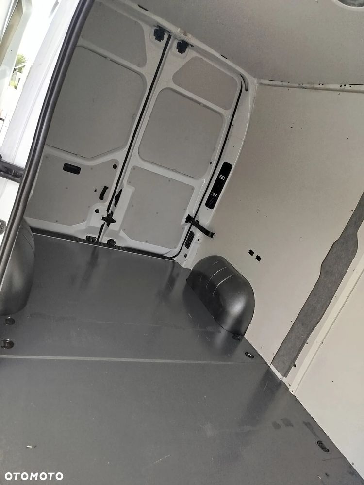 Renault Master L2H2 ŚREDNIAK 2.3DCI - 24