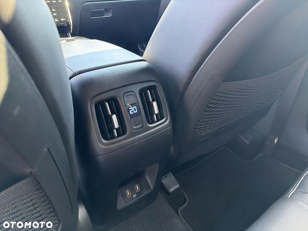 Hyundai Tucson 1.6 T-GDi HEV Platinum 4WD - 21