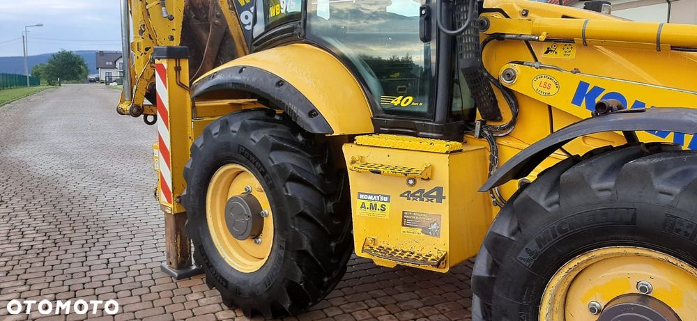 Komatsu WB97S-2 - 5