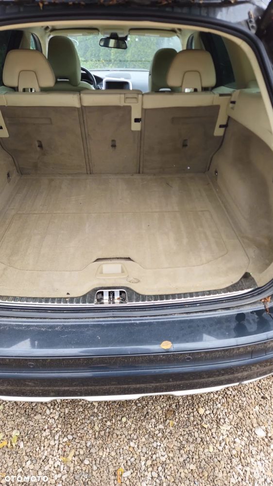 Volvo XC 60 3.2 AWD Momentum - 12