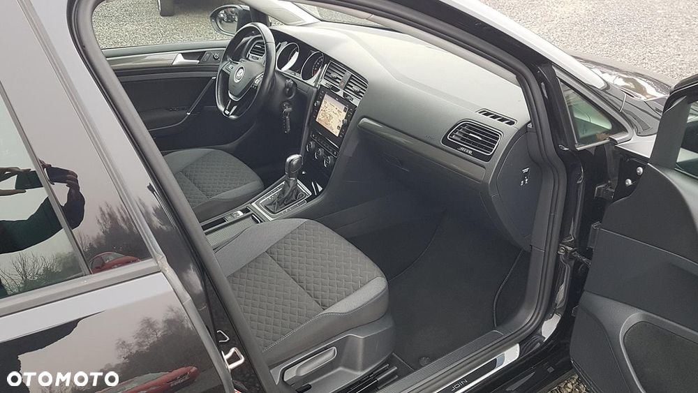 Volkswagen Golf 1.6 TDI SCR DSG Join - 27