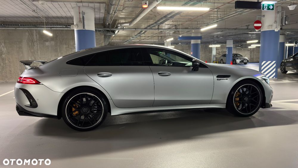 Mercedes-Benz AMG GT - 4