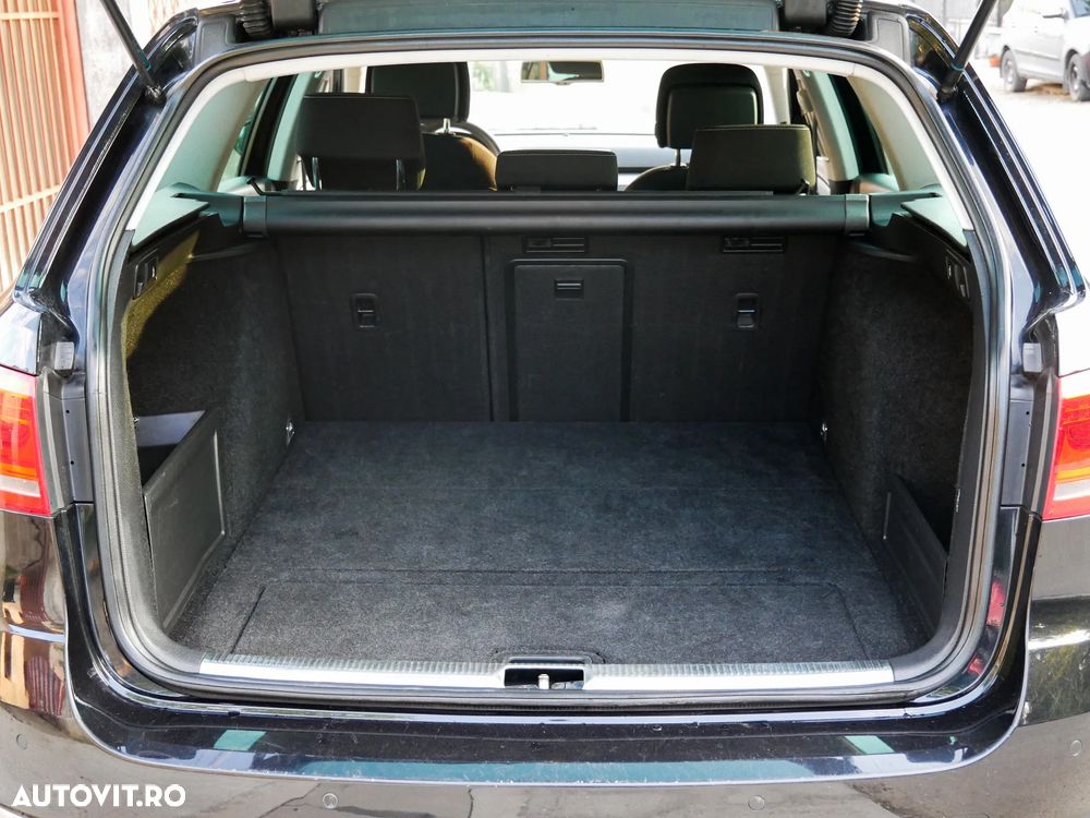 Volkswagen Passat - 20