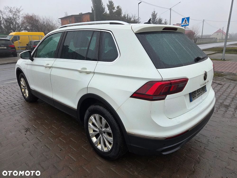 Volkswagen Tiguan 1.4 eHybrid OPF DSG ACTIVE - 3