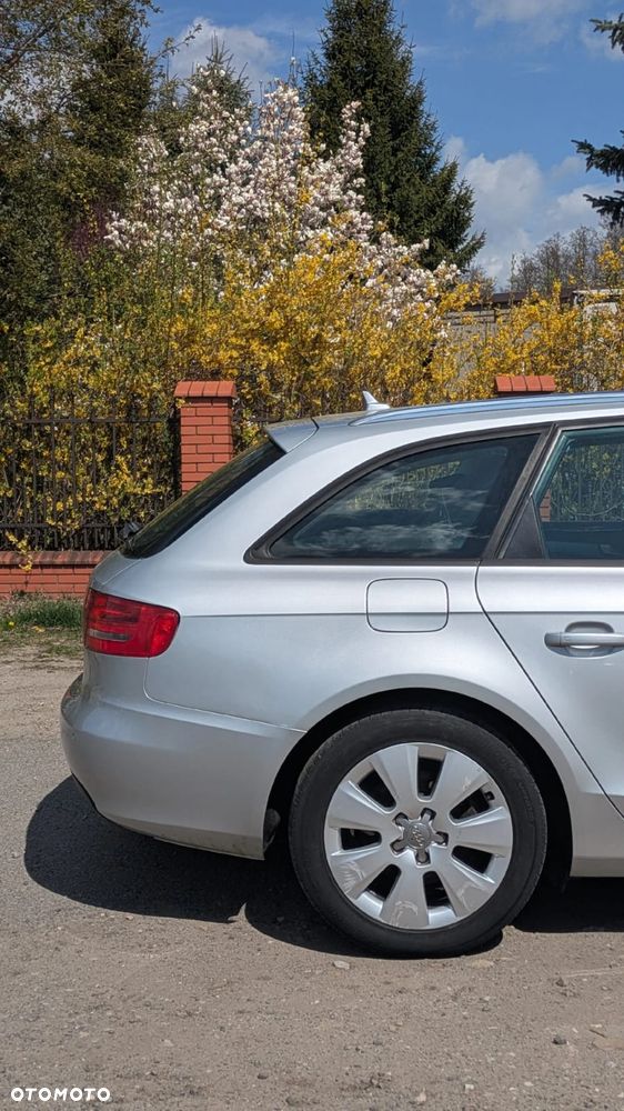 Audi A4 Avant 2.0 TDI DPF Ambition - 7