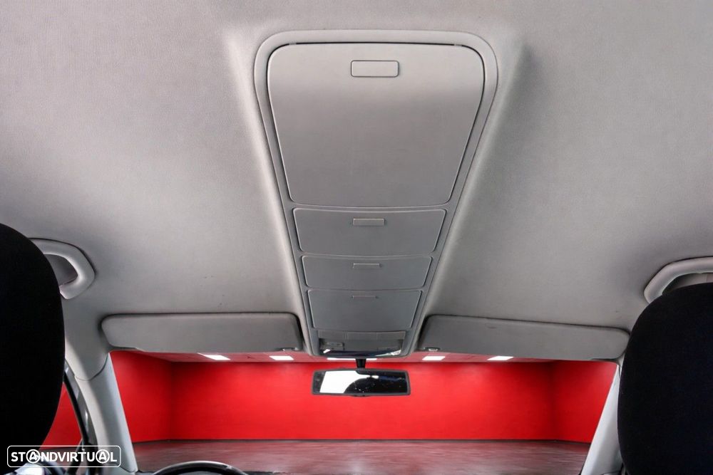 VW Golf Plus 1.6 TDi DPF Highline - 17