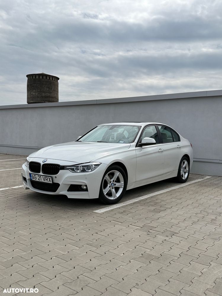 BMW Seria 3 320i Aut. Sport Line - 1