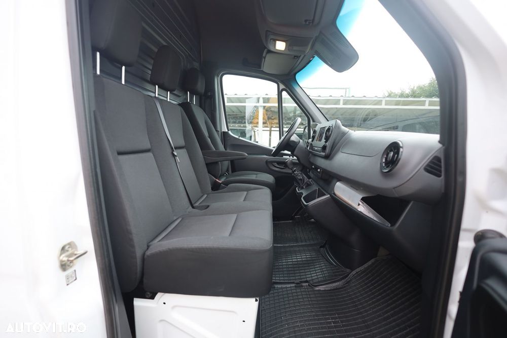 Mercedes-Benz Sprinter L2H2 Axa Dubla - 12