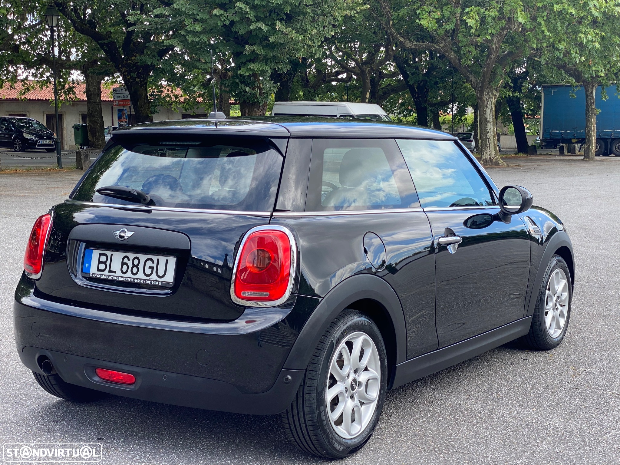 MINI 3 Portas One D - 3